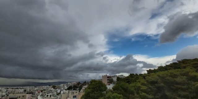 Μεγάλη αλλαγή του καιρού την Κυριακή – Βροχές, καταιγίδες, πολύ ισχυροί νοτιάδες