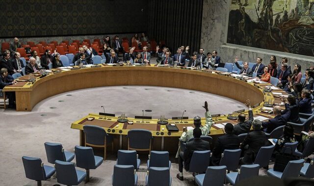 Συμβούλιο Ασφαλείας: Nέο προσχέδιο από Βρετανία – Αποδέχθηκε να κατονομάζονται Τουρκία και Τ/κ