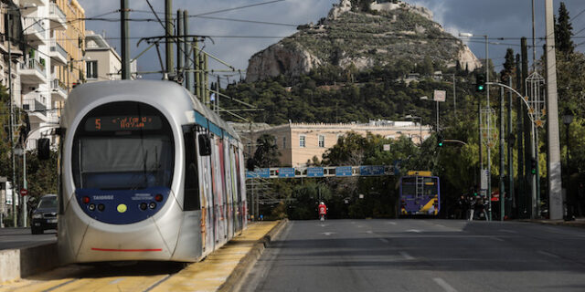 Η επιστροφή του Τραμ στο Σύνταγμα μετά από δύο χρόνια