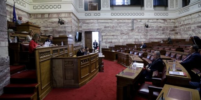 ΣΥΡΙΖΑ: Να κληθούν στη Βουλή Κικίλιας, Χαρδαλιάς, Αρκουμανέας και Τσιόδρας