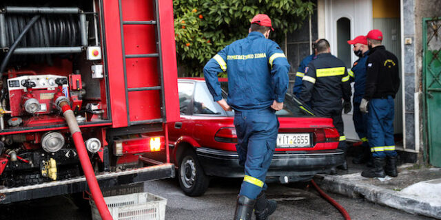 Θεσσαλονίκη: Προφυλακιστέος πυρομανής που έκαιγε από αυτοκίνητα μέχρι σκυλιά