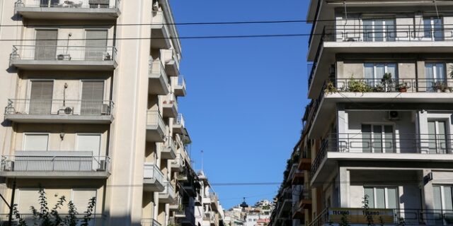 Αδήλωτα τετραγωνικά: Πότε έρχεται η “λυπητερή για τα δημοτικά τέλη και φόρους;