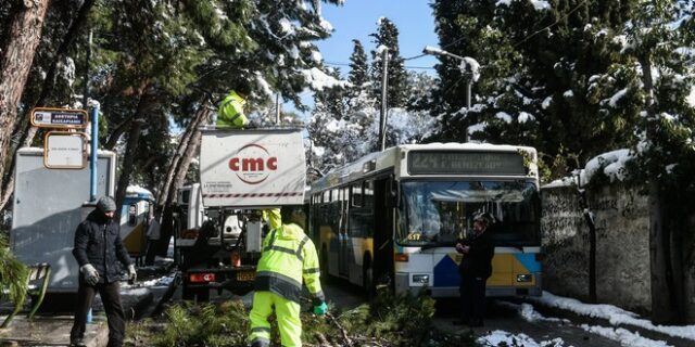 Και προηγούμενοι τα θαλάσσωσαν, αλλά δεν (αυτο)διαφημίζονταν ως “επιτελικοί”…