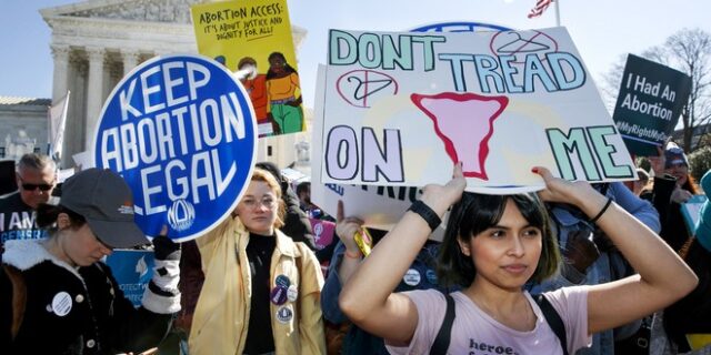ΗΠΑ: Το Ανώτατο Δικαστήριο θα αποφασίσει για το δικαίωμα στην άμβλωση