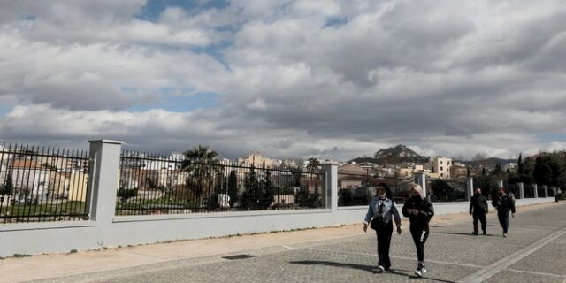 Καιρός: Αίθριος με ομίχλες το πρωί και άνοδο της θερμοκρασίας