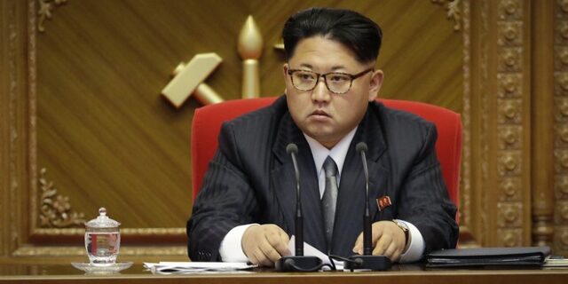 Βόρεια Κορέα: Ο Κιμ Γιονγκ Ουν κατηγορεί αξιωματούχους για αδράνεια στον κορονοϊό