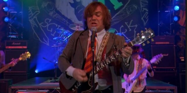 School of Rock: Η σκηνή των 7,5 εκατομμυρίων views που προάγει το “body positivity”