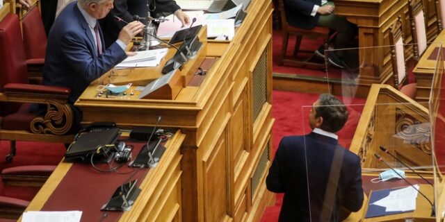 Κλείσιμο μικροφώνων Τασούλα σε Τσίπρα: Οι 5 λόγοι για τους οποίους ήταν θεσμικό ατόπημα