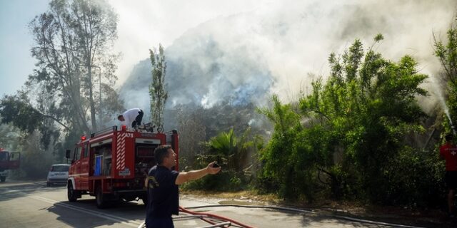 Έρευνα της Πυροσβεστικής στον Μαραθώνα μετά από 20 ύποπτες φωτιές