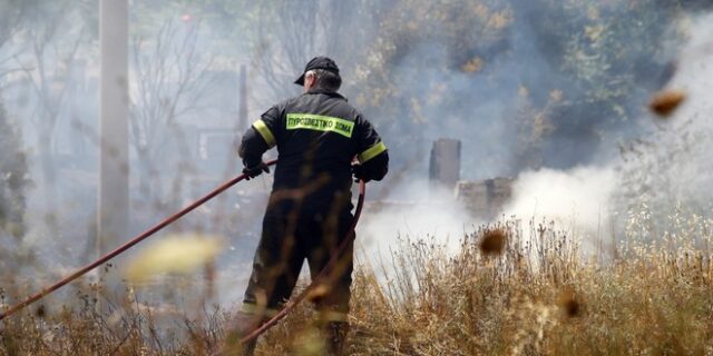 Καύσωνας: Πολύ υψηλός κίνδυνος φωτιάς την Παρασκευή – Σε ποιες περιοχές