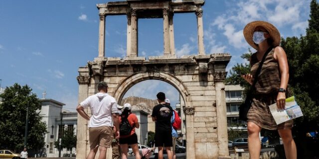 Κορονοϊός: 1.022 νέα κρούσματα σήμερα στην Αττική