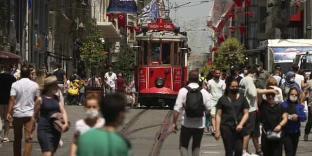 Τουρκία: Τα 2/3 των πολιτών δεν βλέπουν τους Έλληνες ως εχθρούς