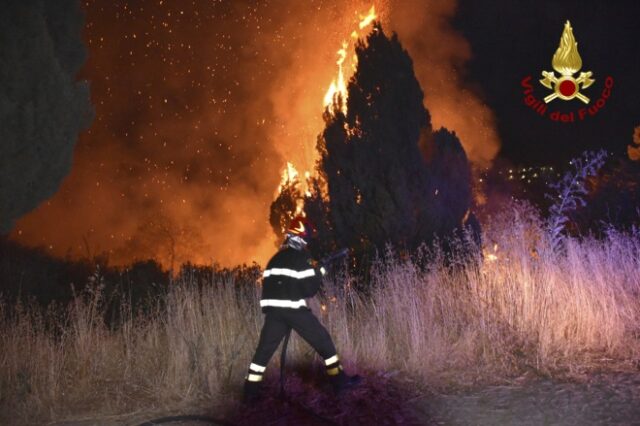 “Καίγεται” η Ιταλία: Πέντε οι νεκροί από τις πυρκαγιές