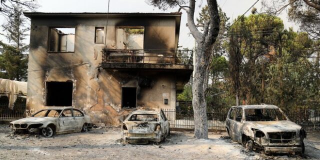 ΔΕΗ: Διαγραφή οφειλών για όσους κάηκαν τα σπίτια τους