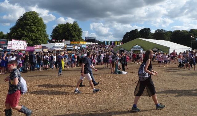 Χίλια κρούσματα μετά το ‘Latitude Festival’ στη Μεγάλη Βρετανία
