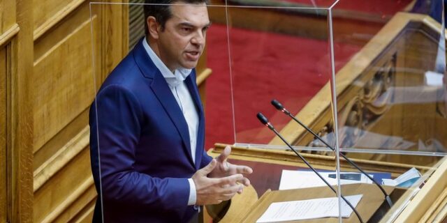 Τσίπρας για φωτιές: Ο κ. Μητσοτάκης συνεχίζει την τυμβωρυχία