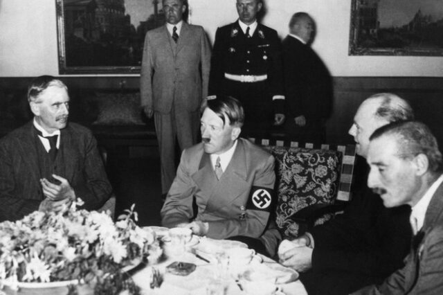 Συμφωνία του Μονάχου: Η υποχώρηση της Βρετανίας και της Γαλλίας που άνοιξε την όρεξη του Χίτλερ
