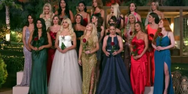 Bachelor 2: Διπλή αποχώρηση με κλάματα στην πρεμιέρα – Ποια εντυπωσίασε τον Παππά