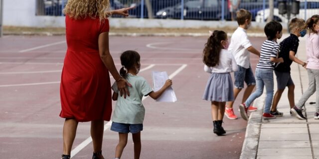 Βουλή: Σήμερα η τροπολογία για τα μέτρα κατά του κορονοϊού στις εκπαιδευτικές δομές