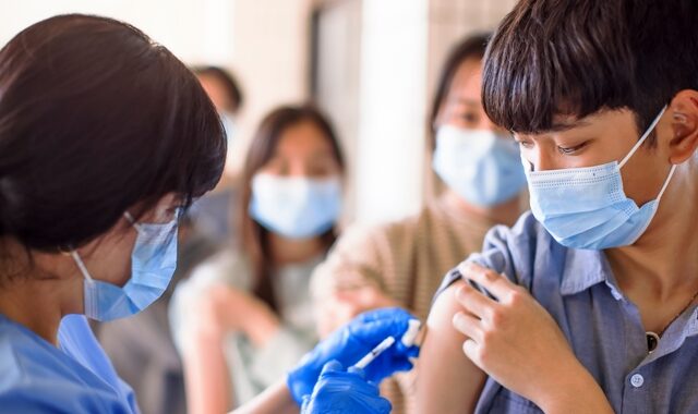 Κίνα: Το 91% των μαθητών ηλικίας 12 έως 17 είναι εμβολιασμένο κατά του κορονοϊού