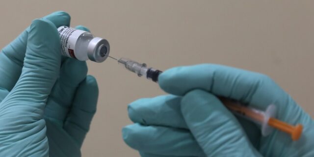 Ξεκινά η συνταγογράφηση των αντιγριπικών εμβολίων