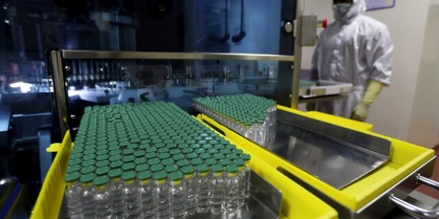 Κορονοϊός: Προς έγκριση το πρώτο εμβόλιο από φυτό του καπνού
