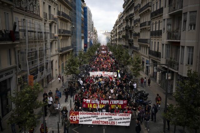 Γαλλία: Στους δρόμους τα συνδικάτα – Ζητούν μεγαλύτερους μισθούς λόγω ακρίβειας