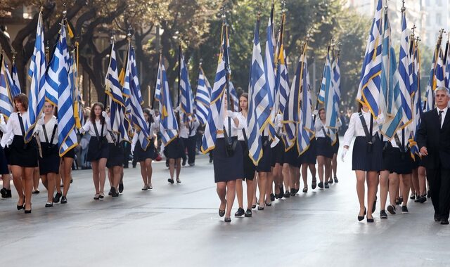 Βασιλακόπουλος: Παρέλαση με μάσκες και περισσότερες ελευθερίες στους εμβολιασμένους