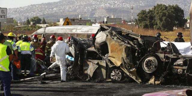 Μεξικό: Τουλάχιστον 19 νεκροί σε τροχαίο με φορτηγό