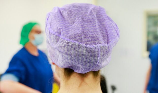 Ολλανδία: Νοσοκομεία αναβάλλουν χημειοθεραπείες και μεταμοσχεύσεις οργάνων
