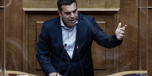 Ο Αλέξης Τσίπρας ζητά προ ημερησίας στη Βουλή για την ακρίβεια