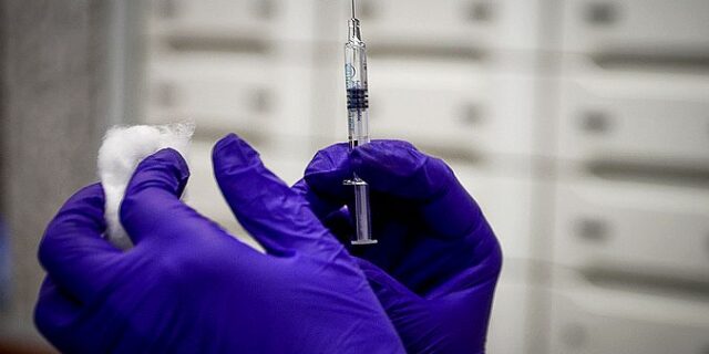 Ξ. Κοντιάδης:  Γιατί το μέτρο του προστίμου για τον εμβολιασμό είναι αντισυνταγματικό