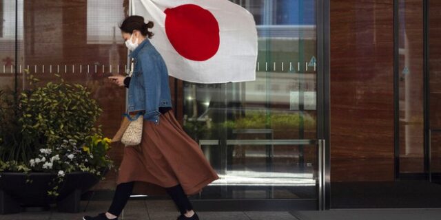 Ιαπωνία: Έφτιαξαν μάσκα που λάμπει όταν έχεις κορονοϊό