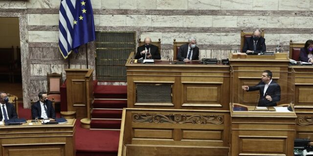 Μητσοτάκης – Τσίπρας: Τα δυο πλάνα για την οικονομία – Τι πρότειναν για φόρους, ΜμΕ, φτώχεια και μισθούς