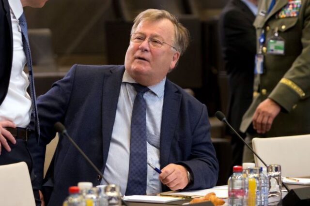Δανία: Ο πρώην υπουργός Άμυνας κατηγορείται για διαρροές κρατικών μυστικών