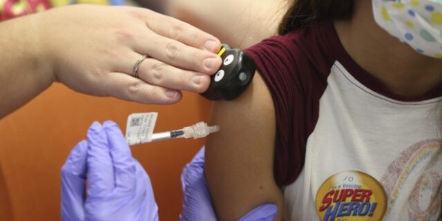 Ισπανία: Μητέρα απήγαγε τα παιδιά της για να εμποδίσει τον εμβολιασμό τους
