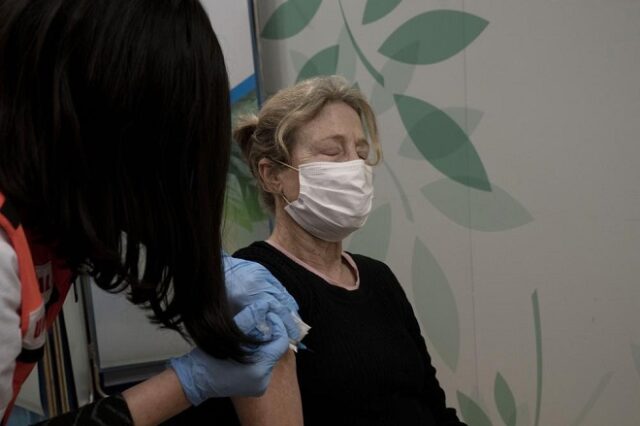 Βέλγιο: Βάζει “φρένο” στον υποχρεωτικό εμβολιασμό κατά του κορονοϊού