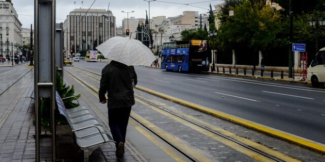 Καιρός: Επιδείνωση με βροχές και σποραδικές καταιγίδες σχεδόν σε όλη τη χώρα