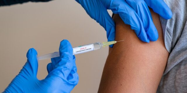Γερμανία: Παιδιά 5 έως 11 ετών εμβολιάστηκαν κατά λάθος με δόση ενηλίκων