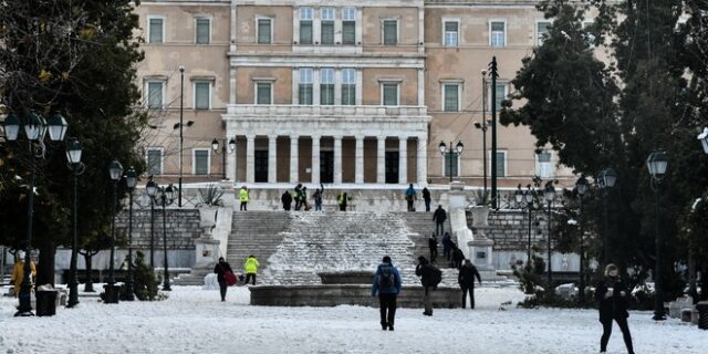 Κορονοϊός: 4065 νέα κρούσματα σήμερα στην Αττική