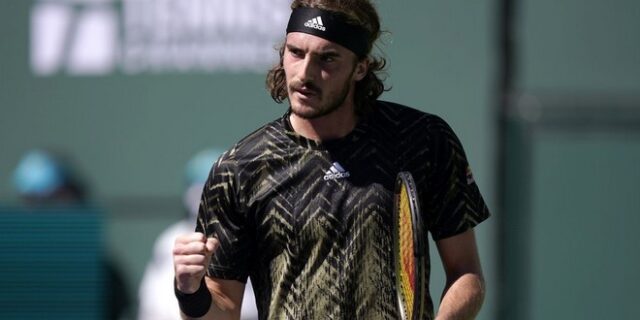 Τσιτσιπάς: “Όλοι μιλούν για τον Τζόκοβιτς και κανείς δεν ασχολείται με το τένις”