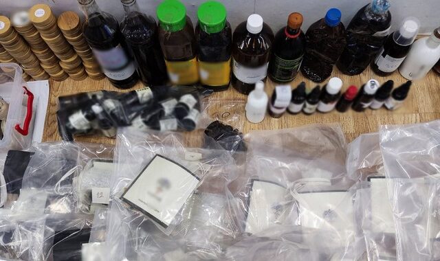 Βρέθηκε εργαστήριο παρασκευής του παραισθησιογόνου ναρκωτικού DMT για πρώτη φορά στην Ελλάδα