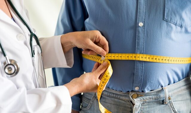 Έρευνα – Κορονοϊός: Οι παχύσαρκοι που νόσησαν έχουν καλύτερα αντισώματα από τους υπόλοιπους