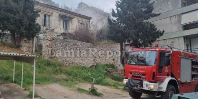 Λαμία: Φωτιά σε παλιό νεοκλασικό σπίτι