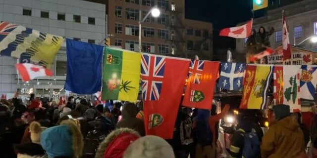 Καναδάς: Σε κατάσταση έκτακτης ανάγκης η Οτάβα – Αποκλεισμένο από διαδηλωτές το κέντρο πάνω από μία εβδομάδα