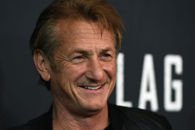 Ο Sean Penn στην Ουκρανία για να γυρίσει ντοκιμαντέρ για τη ρωσική εισβολή