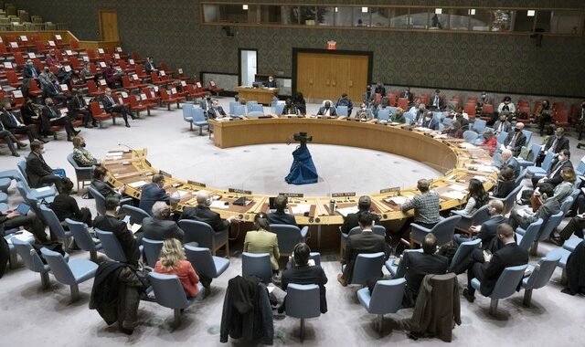 ΟΗΕ: Το Συμβούλιο Ασφαλείας συγκαλεί “έκτακτη κατεπείγουσα σύνοδο” για τη ρωσική εισβολή στην Ουκρανία