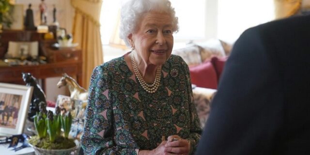 Βρετανία: Η Βασίλισσα Ελισάβετ ακυρώνει τις υποχρεώσεις της λόγω κορονοϊού