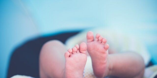 Κοζάνη: Στο νοσοκομείο μωρό 8 μηνών που κατάπιε παραμάνα