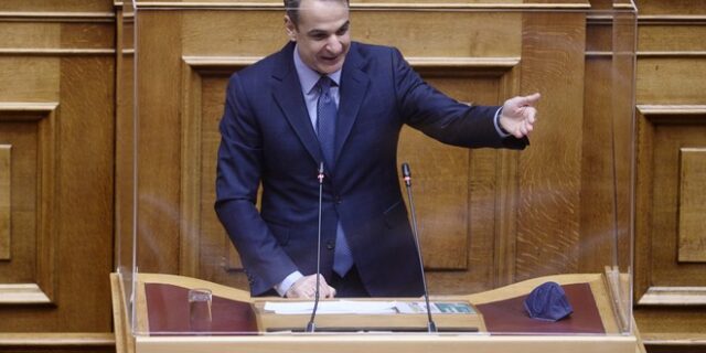 Μητσοτάκης: ΣΥΡΙΖΑ και ΧΑ έριξαν την κυβέρνηση Σαμαρά το 2015